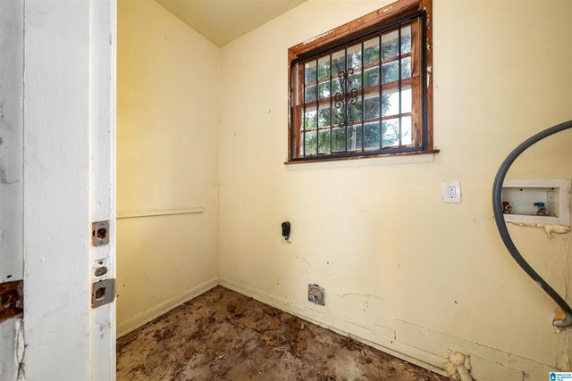 2245 3RD STREET NE, Center Point, AL 35215