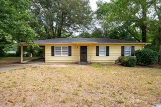 2245 3RD STREET NE, Center Point, AL 35215
