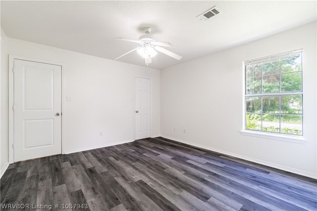 5001 S 30th Street, Fort Smith, AR 72901