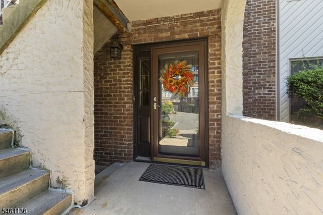 900 Valley Rd 3, Clifton City, NJ 07013