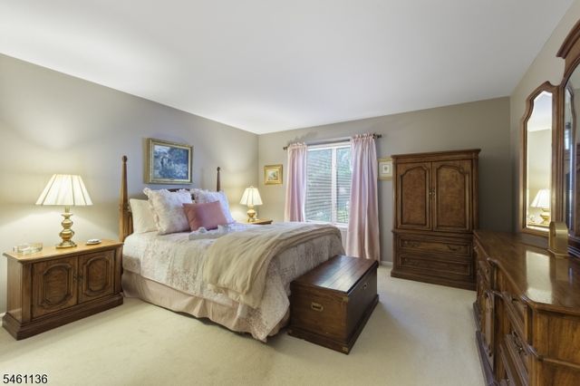 900 Valley Rd 3, Clifton City, NJ 07013