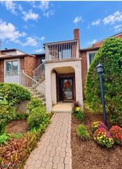 900 Valley Rd 3, Clifton City, NJ 07013