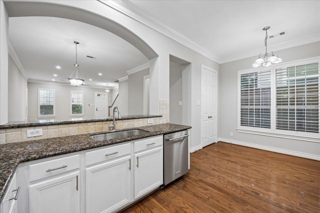 5818 Kiam Street, Houston, TX 77007