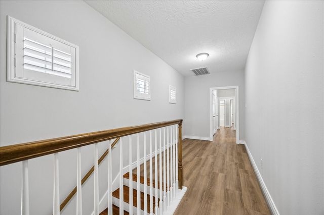 5818 Kiam Street, Houston, TX 77007