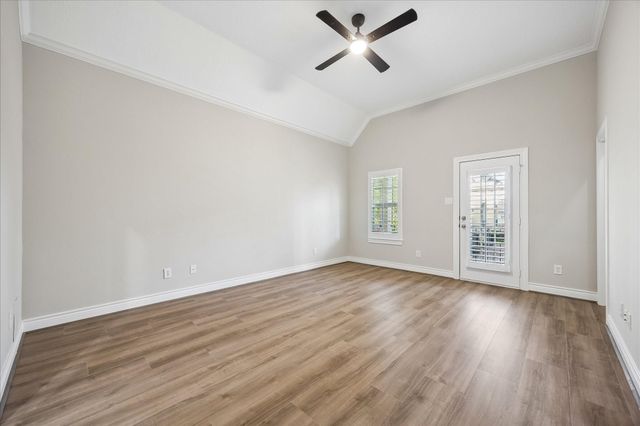 5818 Kiam Street, Houston, TX 77007
