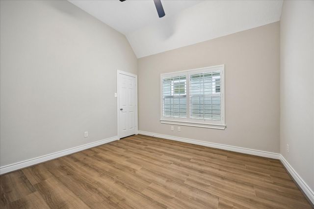 5818 Kiam Street, Houston, TX 77007