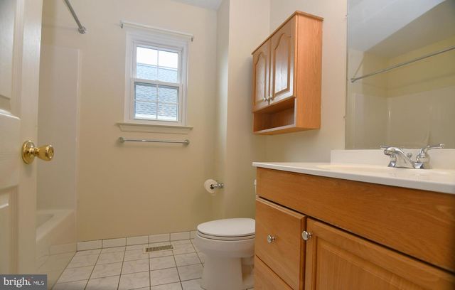 230 FOREST PARK DR, Chalfont, PA 18914