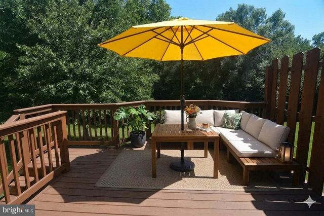 230 FOREST PARK DR, Chalfont, PA 18914