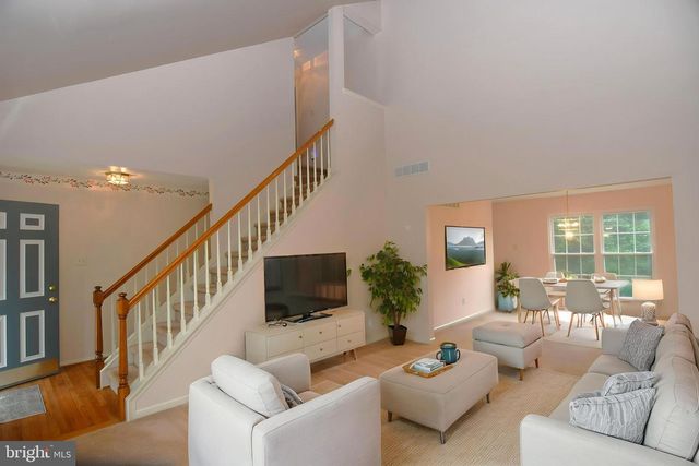 230 FOREST PARK DR, Chalfont, PA 18914