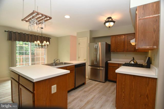 230 FOREST PARK DR, Chalfont, PA 18914