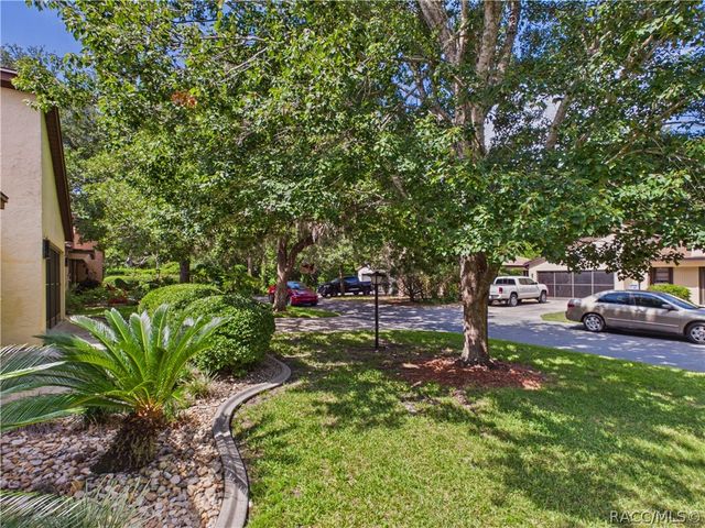 5 Pinewood Green, Homosassa, FL 34446