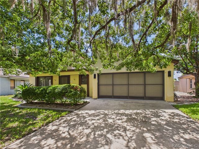 5 Pinewood Green, Homosassa, FL 34446