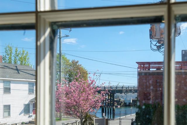 114 Mechanic Street, Portsmouth, NH 03801