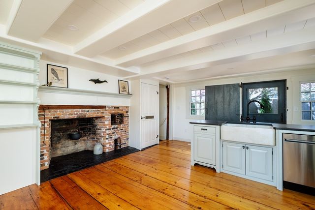 114 Mechanic Street, Portsmouth, NH 03801