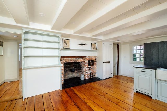 114 Mechanic Street, Portsmouth, NH 03801