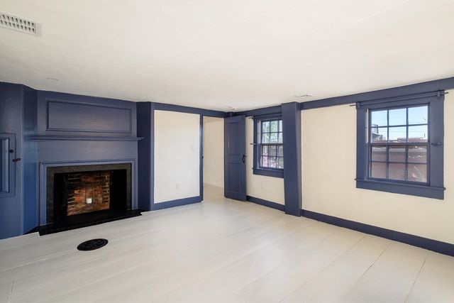 114 Mechanic Street, Portsmouth, NH 03801