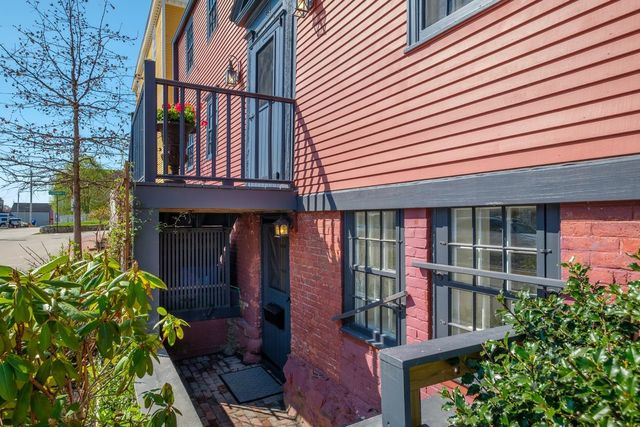 114 Mechanic Street, Portsmouth, NH 03801