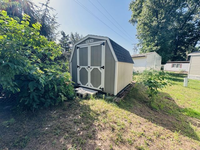 2330 E Main Street 31, Niles, MI 49120
