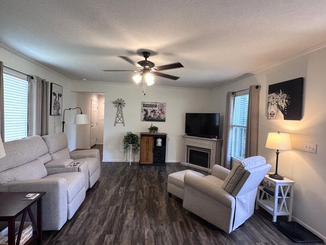 2330 E Main Street 31, Niles, MI 49120