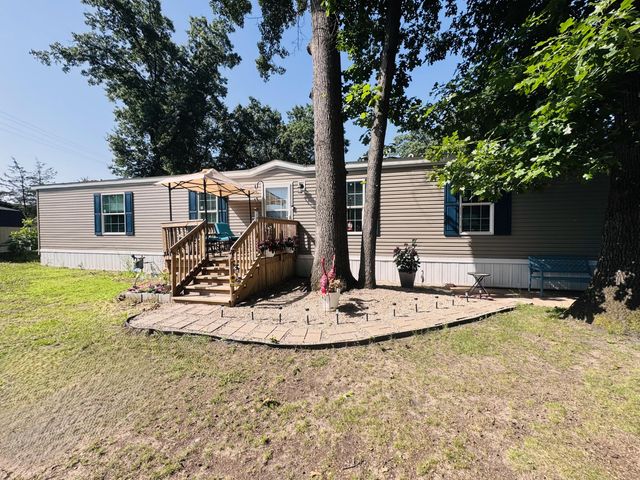 2330 E Main Street 31, Niles, MI 49120