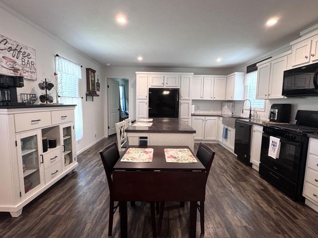 2330 E Main Street 31, Niles, MI 49120