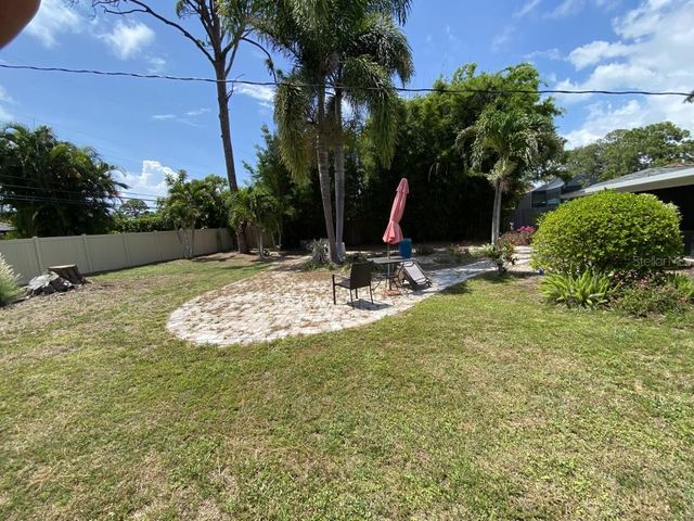 828 NOKOMIS AVENUE S, Venice, FL 34285