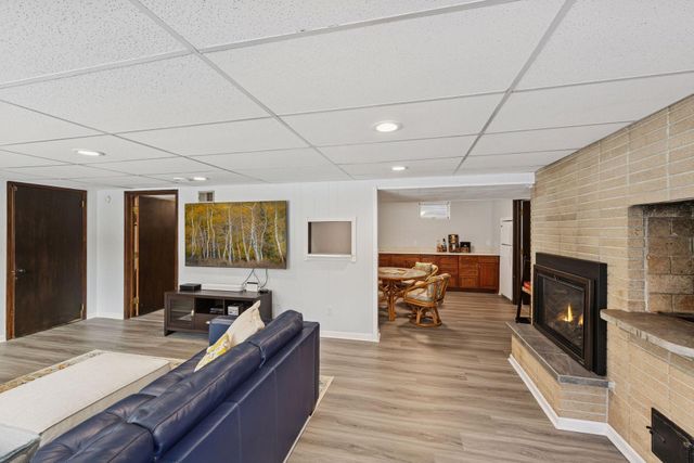 2400 Cedarwood Ridge, Minnetonka, MN 55305