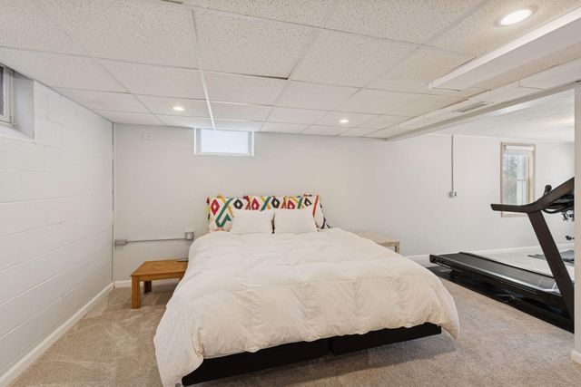 2400 Cedarwood Ridge, Minnetonka, MN 55305