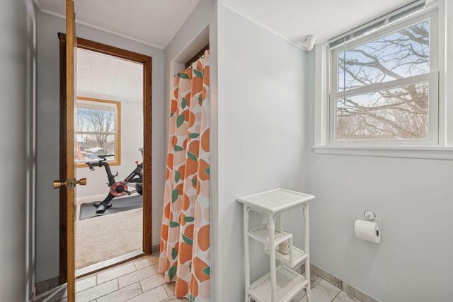 2400 Cedarwood Ridge, Minnetonka, MN 55305