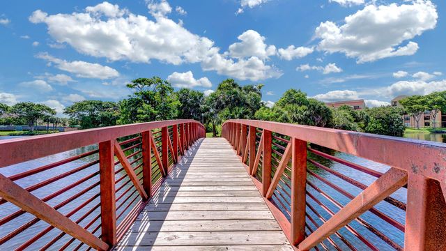 2455 Lindell Boulevard 3103, Delray Beach, FL 33444