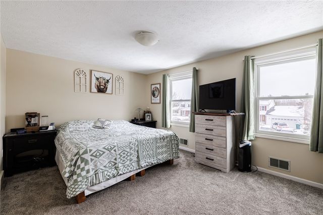 27 Parnell Drive, Riga, NY 14428