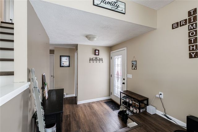 27 Parnell Drive, Riga, NY 14428