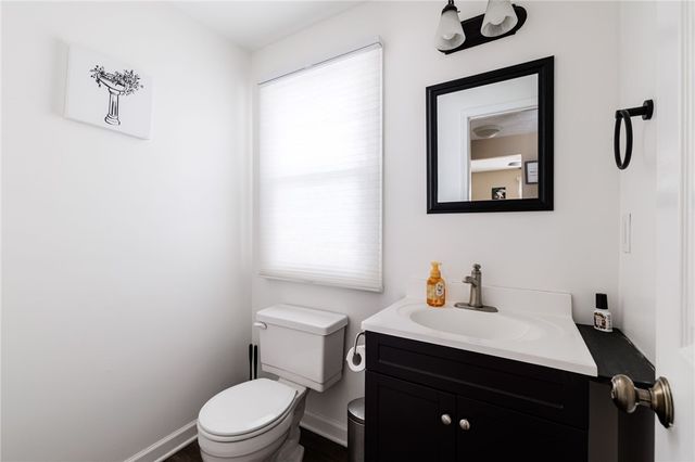 27 Parnell Drive, Riga, NY 14428