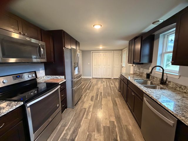 9721 Snow Hill Road, Ooltewah, TN 37363