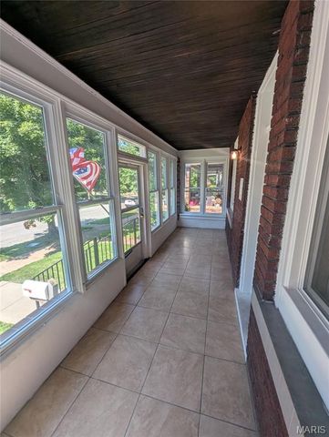 5453 Nottingham Avenue, St Louis, MO 63109