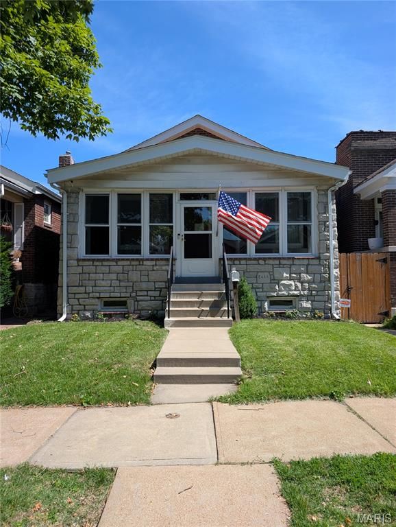 5453 Nottingham Avenue, St Louis, MO 63109