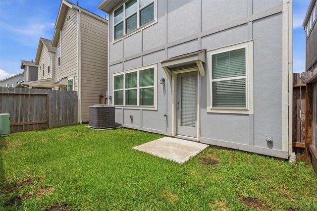1516 Lakeline Oak Drive, Houston, TX 77084