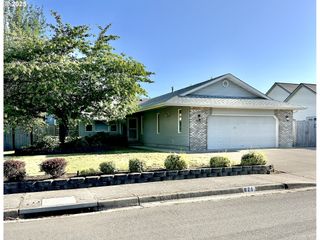 871 CORVETTE Ln, Eugene, OR 97404