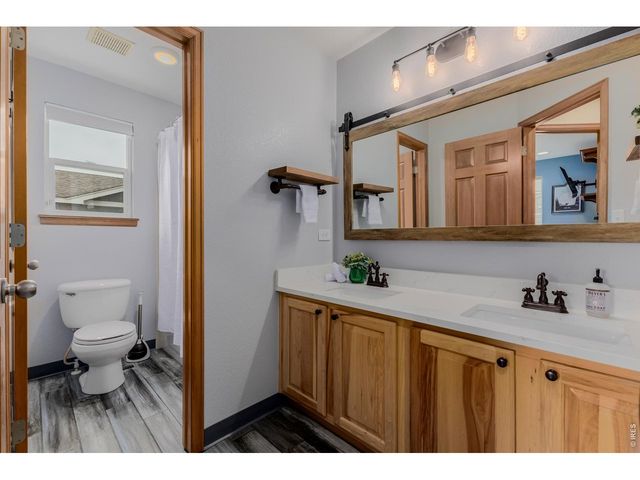 2112 Primrose Ln, Erie, CO 80516