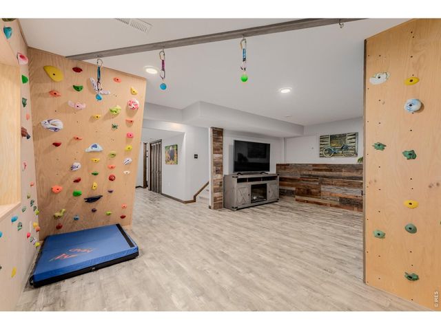 2112 Primrose Ln, Erie, CO 80516