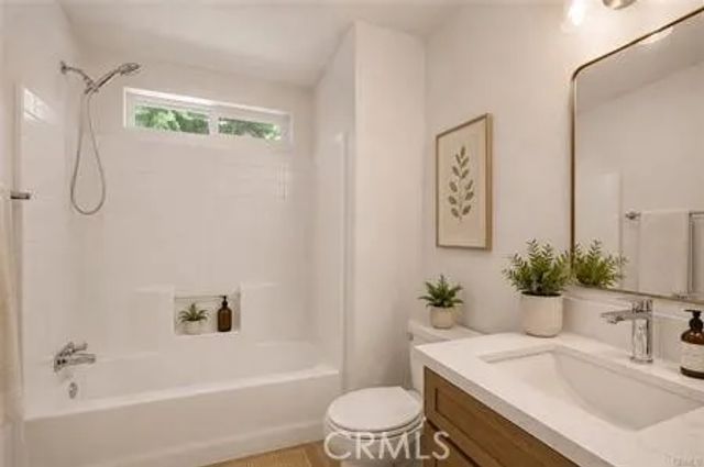 707 Silverbrook, El Cajon, CA 92019
