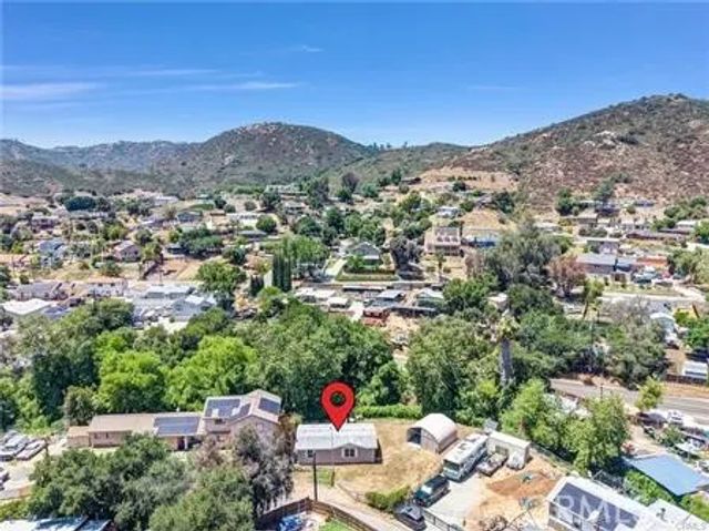 707 Silverbrook, El Cajon, CA 92019