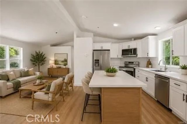 707 Silverbrook, El Cajon, CA 92019