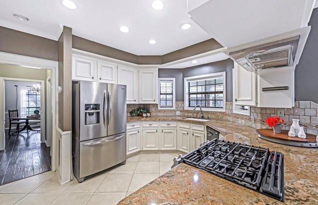 1715 Country Squire Drive Drive, Richmond, TX 77406