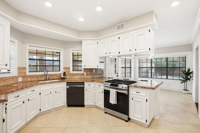 1715 Country Squire Drive Drive, Richmond, TX 77406