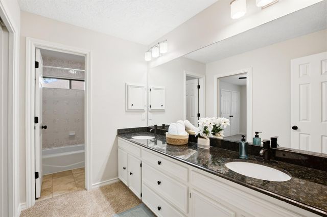 1715 Country Squire Drive Drive, Richmond, TX 77406
