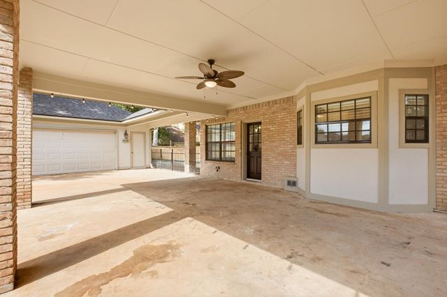 1715 Country Squire Drive Drive, Richmond, TX 77406