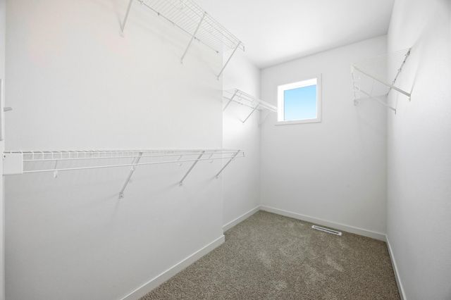 6203 87th Avenue S, Horace, ND 58047