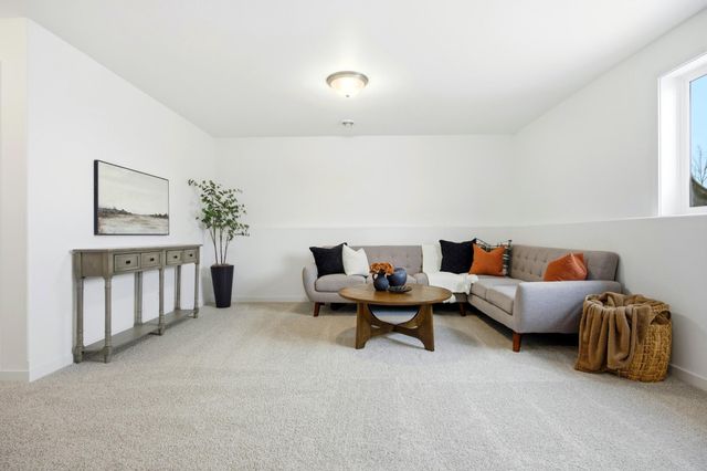 6203 87th Avenue S, Horace, ND 58047