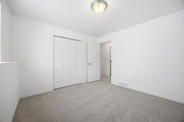 6203 87th Avenue S, Horace, ND 58047